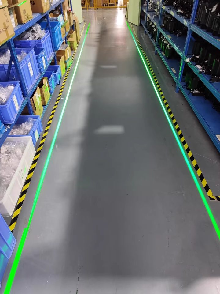 Line - type Laser Lamp